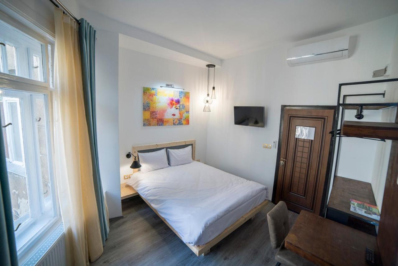 Maria Boutique Suits Budapest Exterior foto